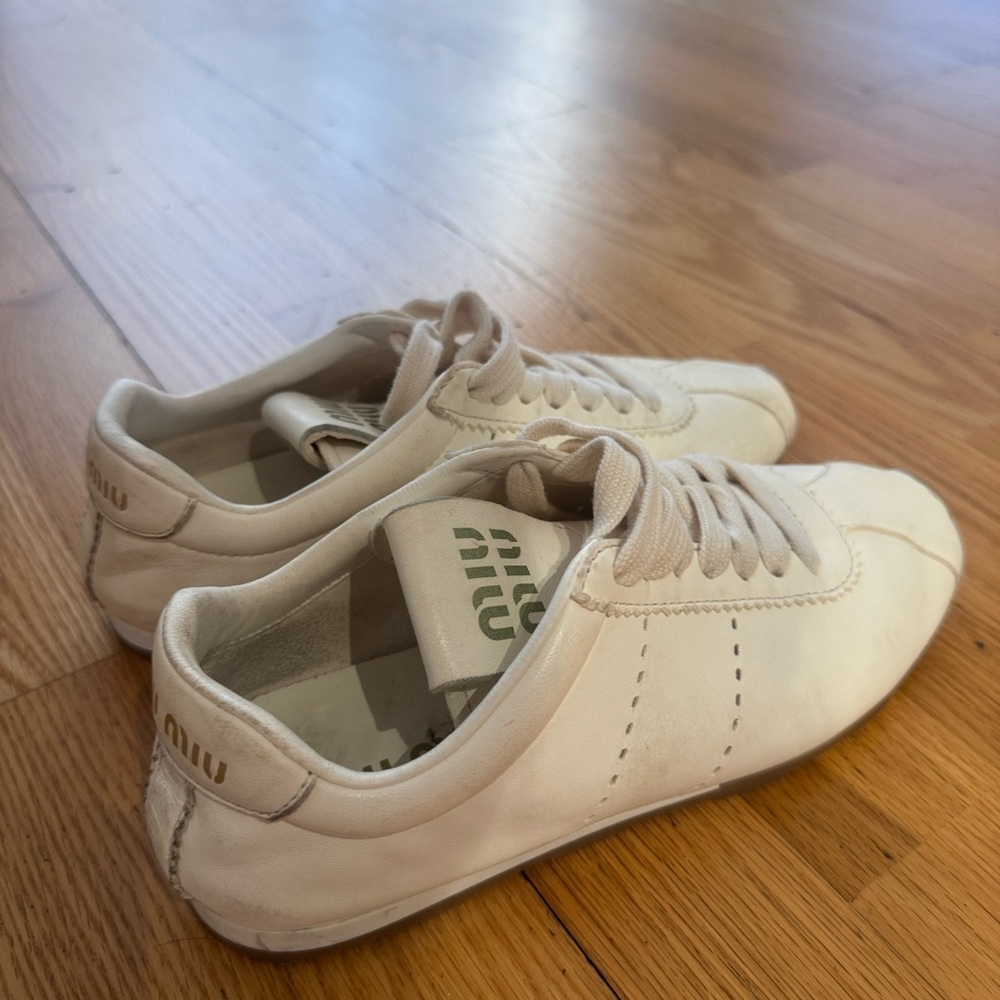 Miu Miu Cream Leather Low-Top Sneakers